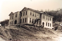 Toms Creek School