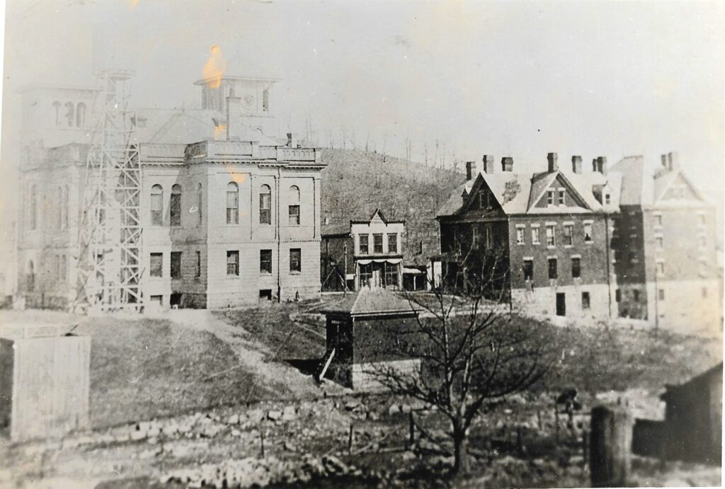 Wise Courthouse and Jail